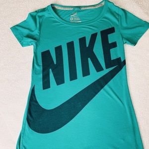 Women’s Nike swoosh shirt